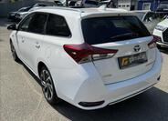 Toyota Auris 8