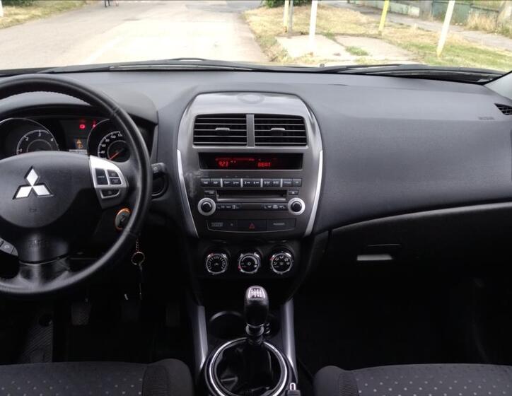 Mitsubishi ASX 12