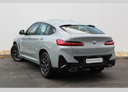 BMW X4 8