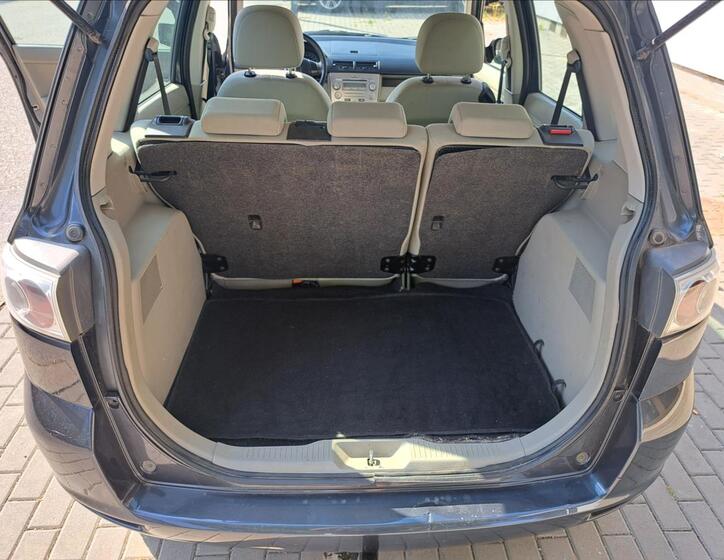 Mazda 2 30