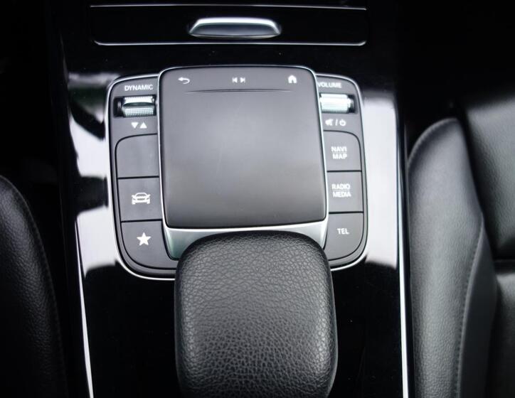 Mercedes-Benz CLA 25
