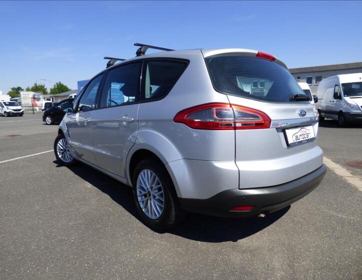 Ford S-MAX 54