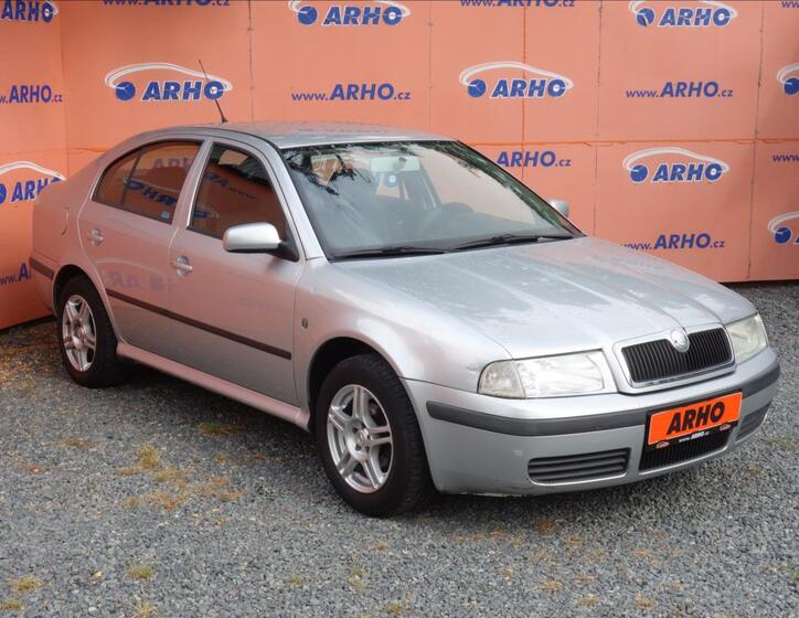 Škoda Octavia 1