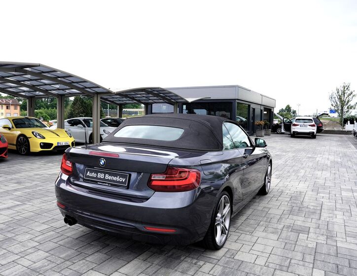 BMW Řada 2 6