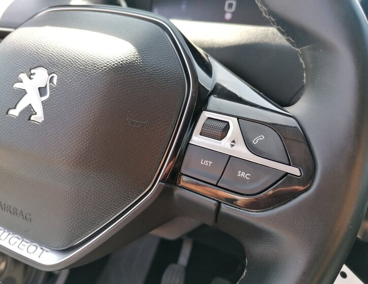 Peugeot 5008 21