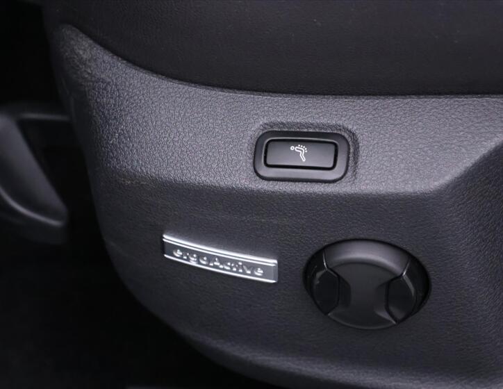 Volkswagen Golf 17