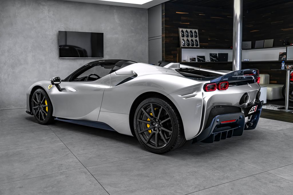 Ferrari SF90
