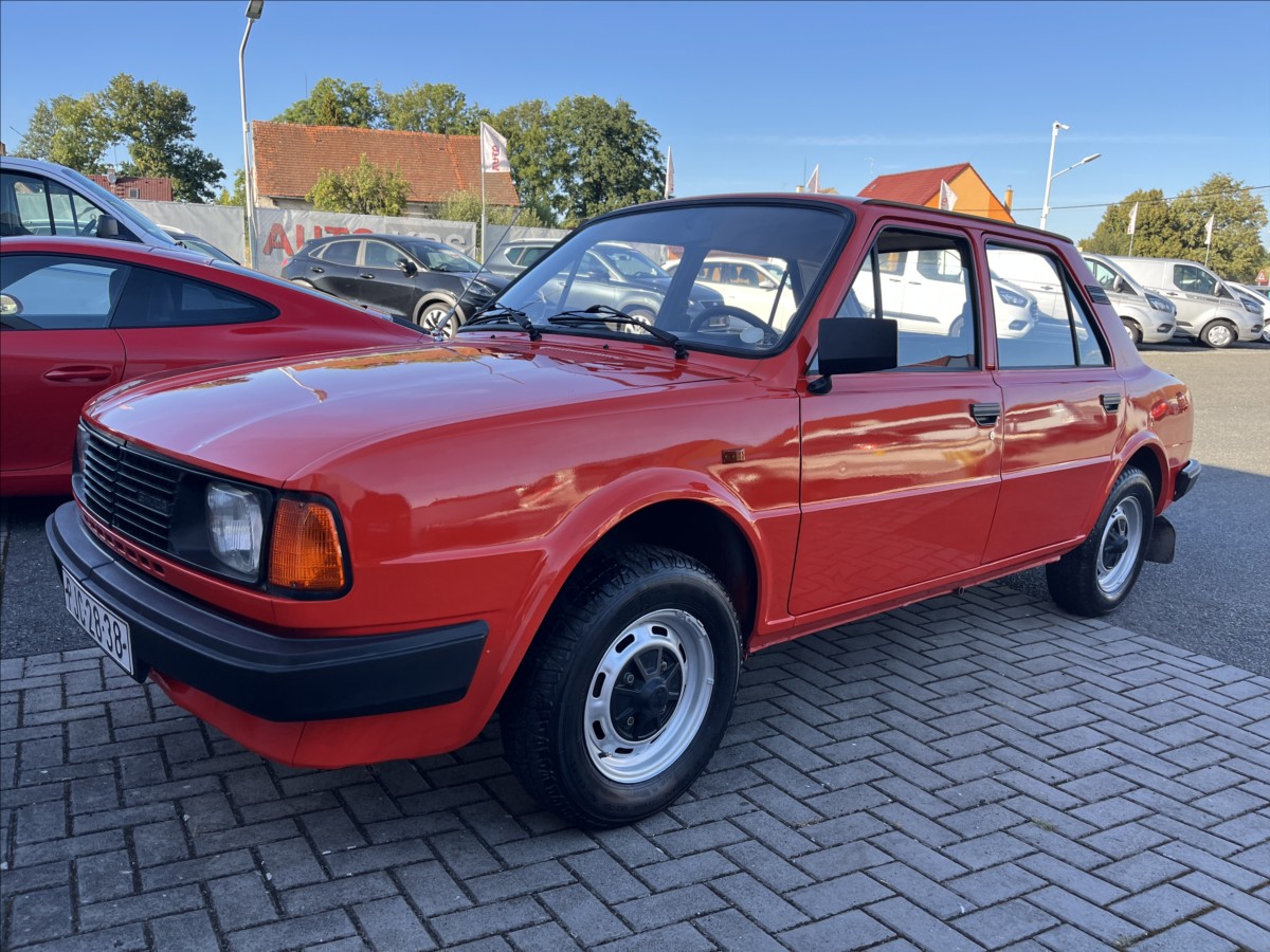 Škoda 105