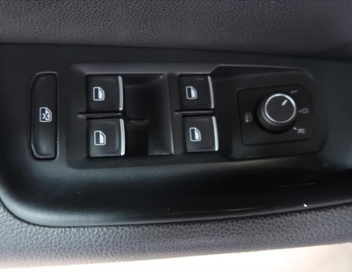 Volkswagen Passat 16