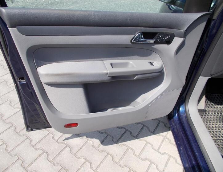 Volkswagen Caddy 26