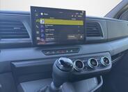 Nissan Interstar 14