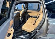 Volvo XC90 10