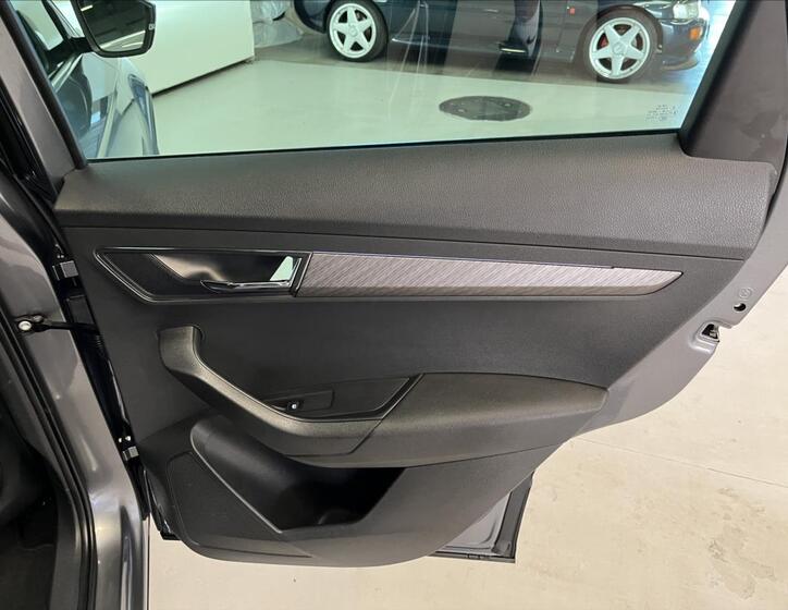 Škoda Karoq 30