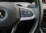 Volkswagen Golf 24