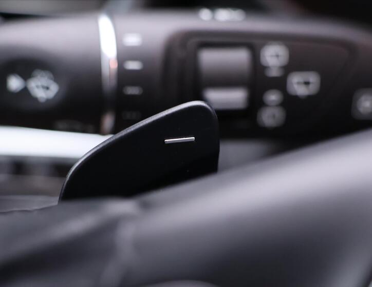 Mercedes-Benz GLC 26