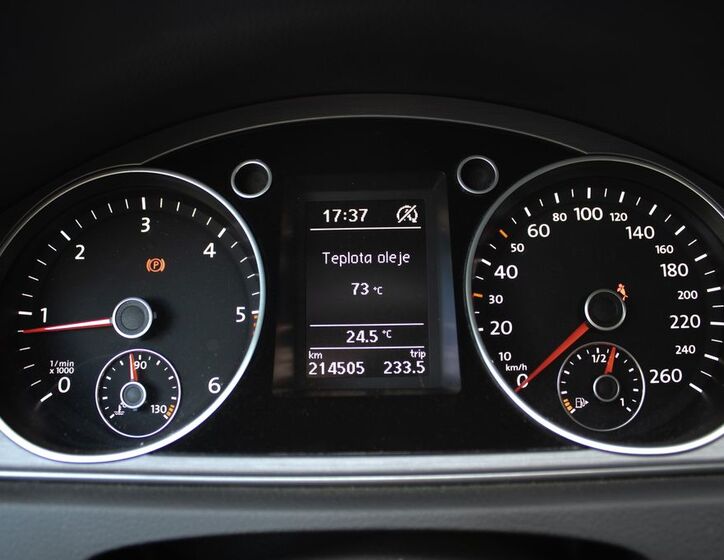 Volkswagen Passat 13