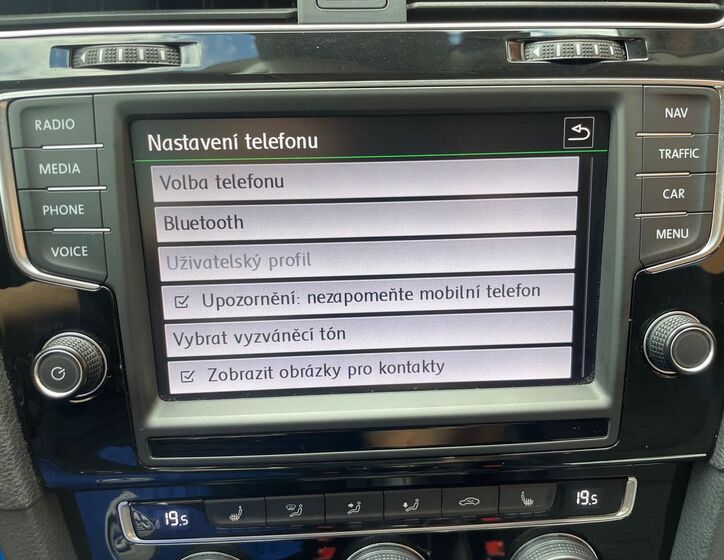 Volkswagen Golf 20