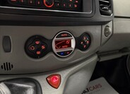 Renault Trafic 11