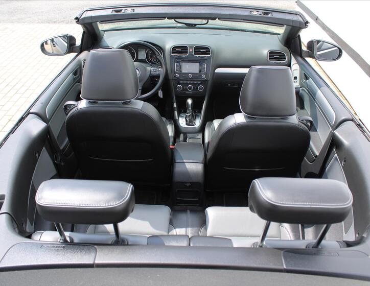 Volkswagen Golf 12