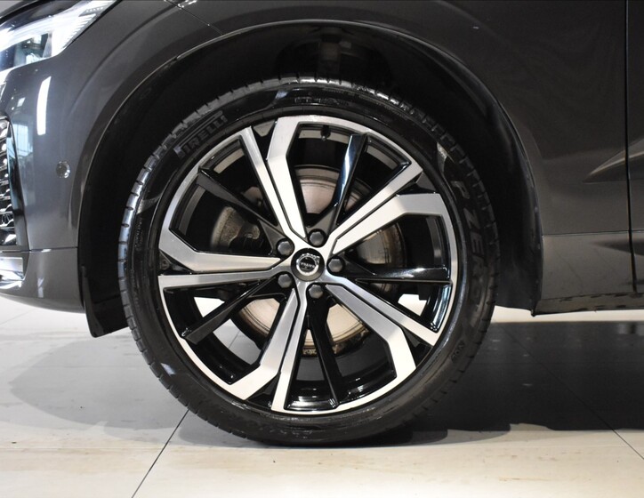 Volvo XC60 7