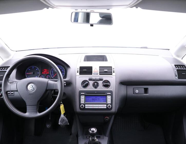 Volkswagen Touran 24