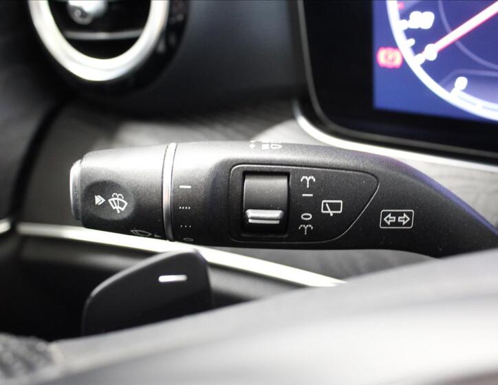 Mercedes-Benz Třídy E 20