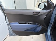 Hyundai i10 15