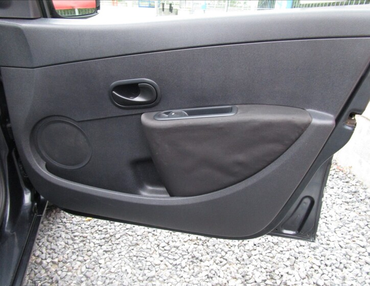 Renault Clio 19