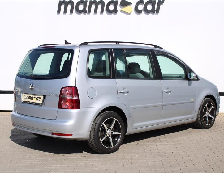 Volkswagen Touran 2