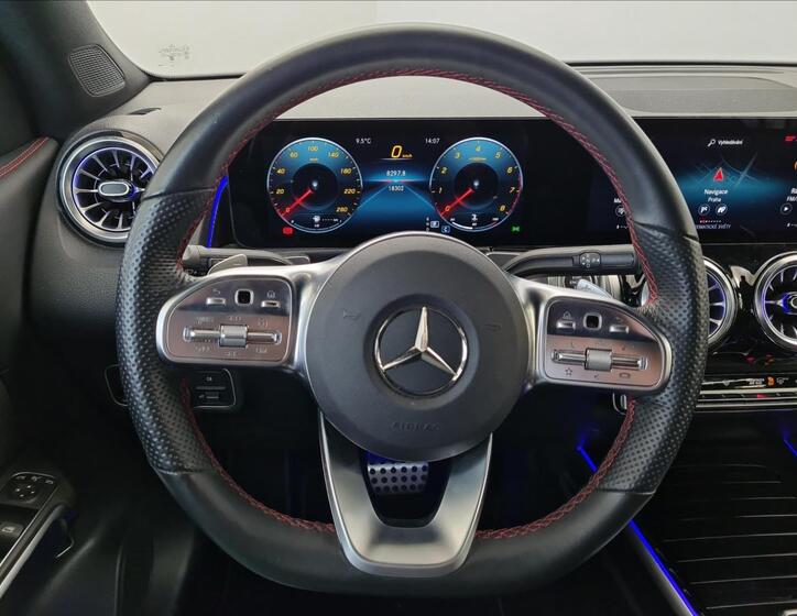 Mercedes-Benz GLB 10