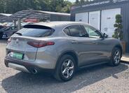 Alfa Romeo Stelvio 6