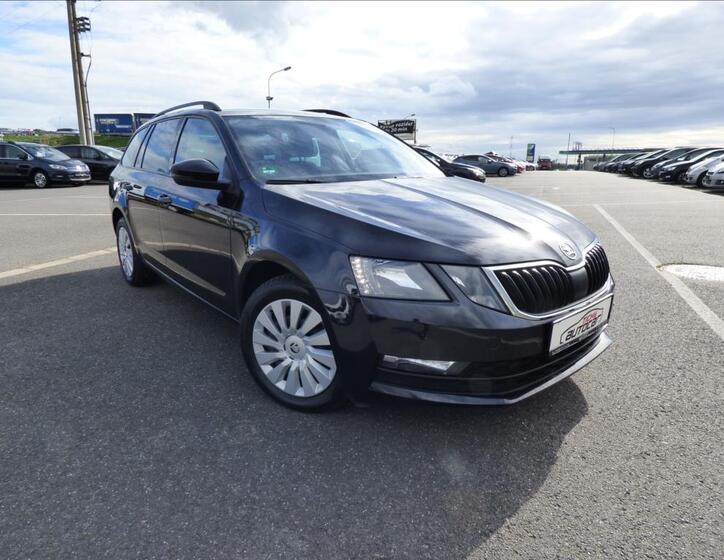Škoda Octavia 1