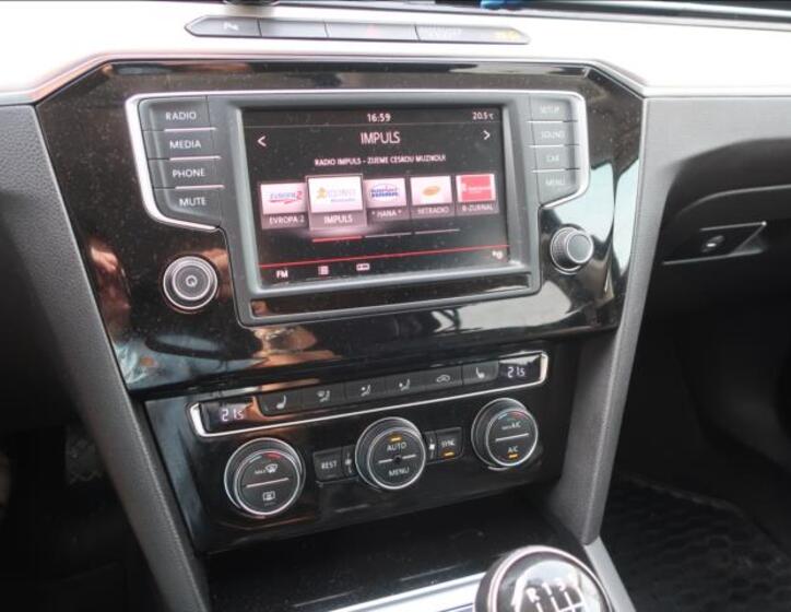 Volkswagen Passat 17