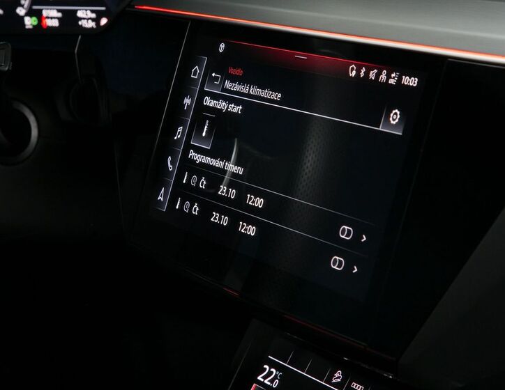 Audi e-tron 35