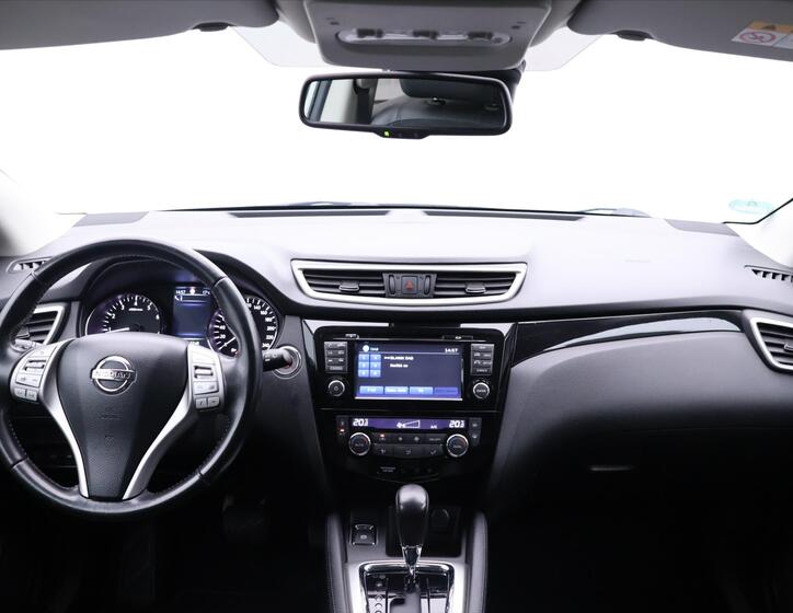 Nissan Qashqai 25