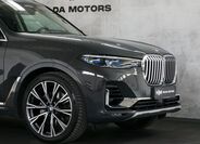 BMW X7 6