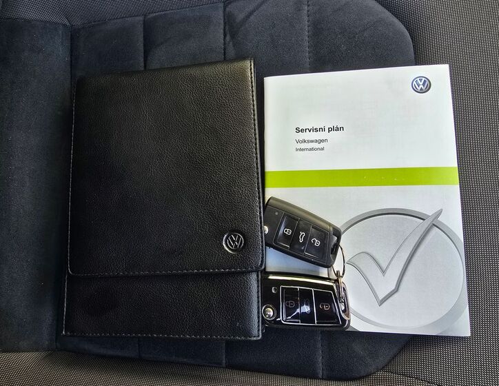 Volkswagen Golf Sportsvan 25