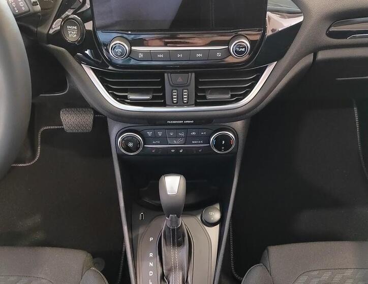 Ford Fiesta 24