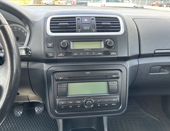 Škoda Roomster 15