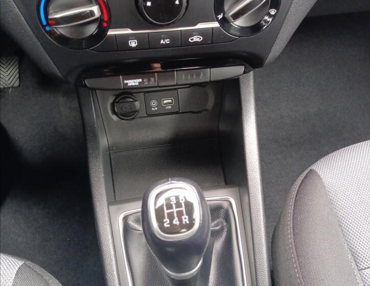Hyundai i20 17