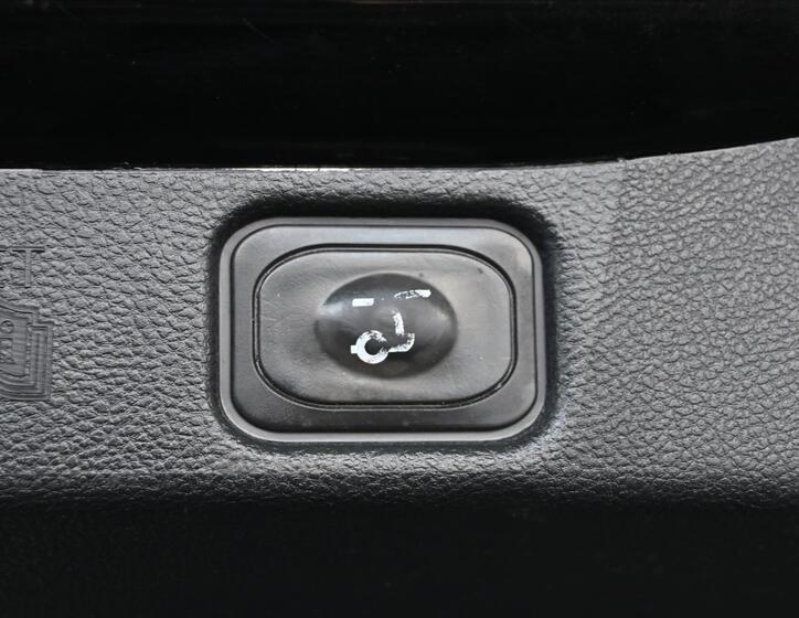 Ford Galaxy 32