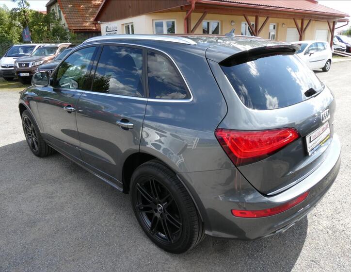Audi Q5 8