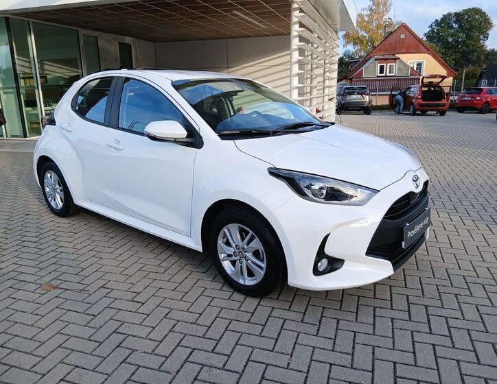 Toyota Yaris 7