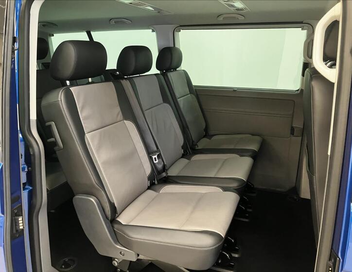 Volkswagen Caravelle 22