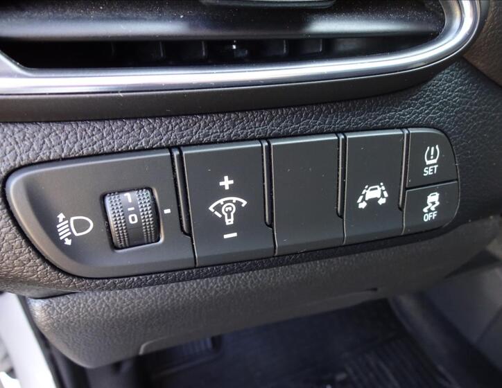 Hyundai i30 40