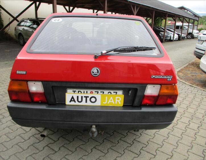 Škoda Forman 6
