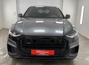 Audi Q8 2