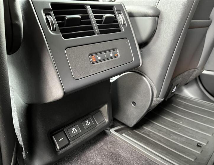 Land Rover Discovery 27