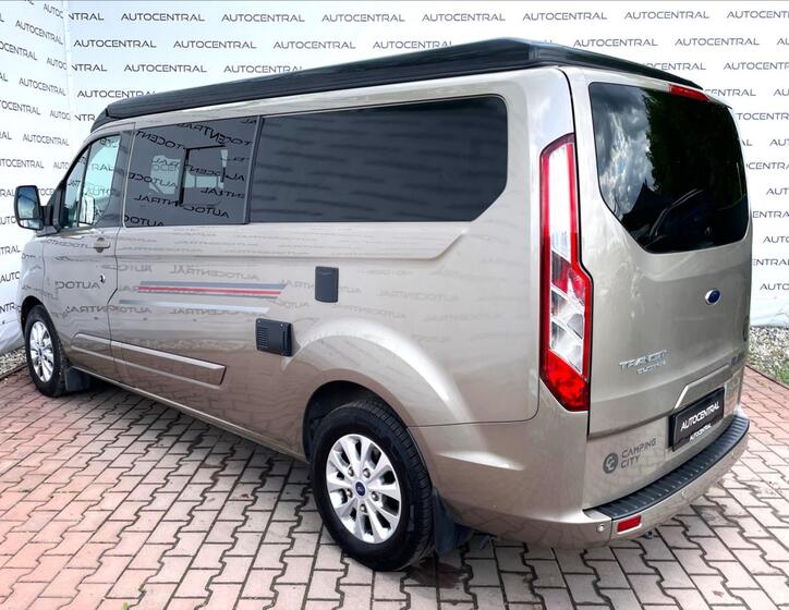 Ford Transit 7