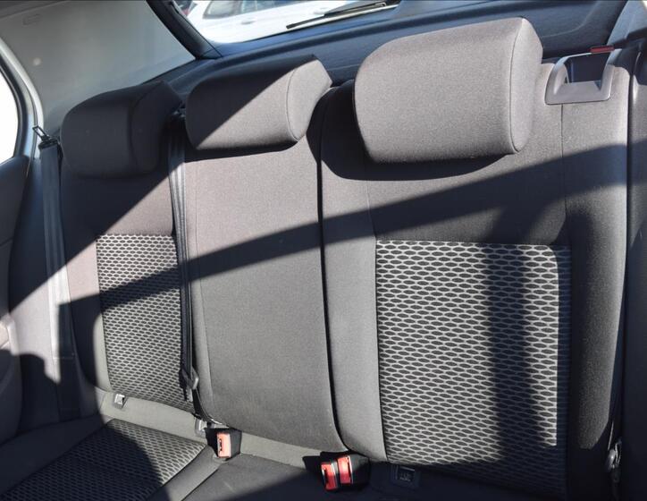 Volkswagen Golf 17